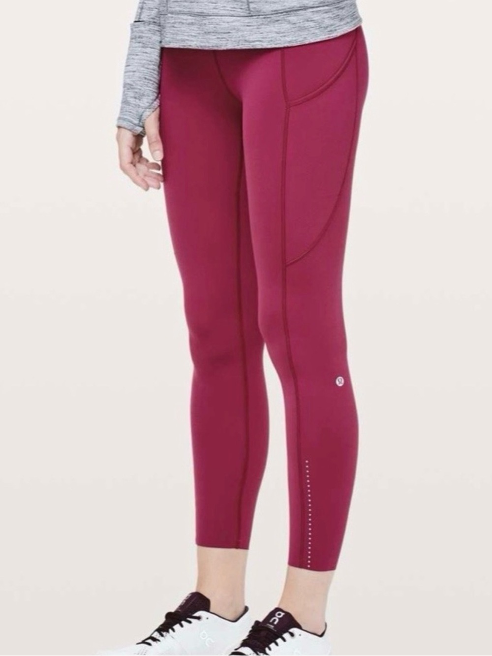 Lululemon Athletica Fast & Free 7/8 25” reflective tight in Ruby, size 12